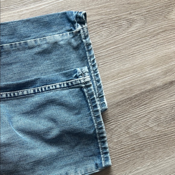 Helix Classic Denim Straight Jeans - Picture 4 of 4